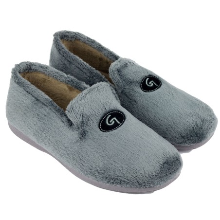 ZAPATILLA HOMBRE CERRADA GARZON