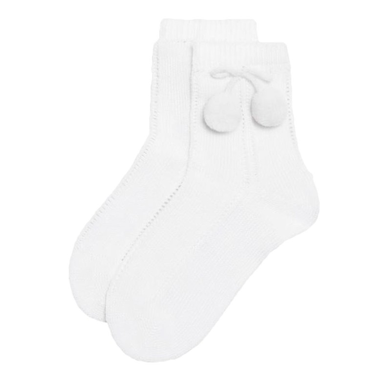 CALCETIN CALADO YSABEL MORA