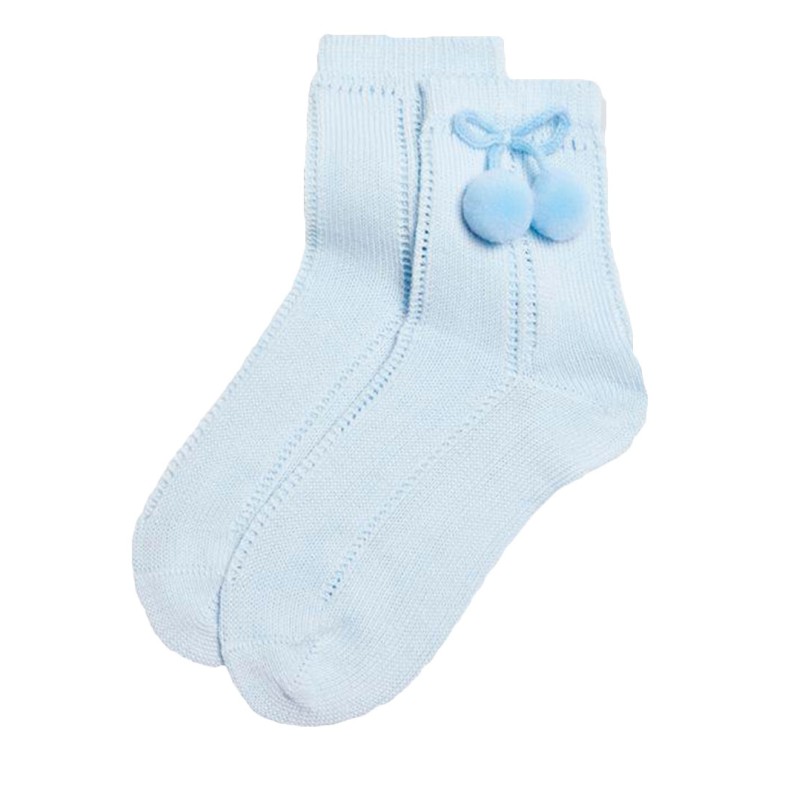 CALCETIN CALADO YSABEL MORA